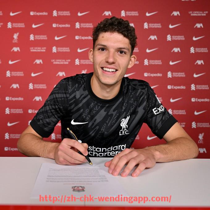 问鼎娱乐官网-德甲降级球队的表现与未来展望